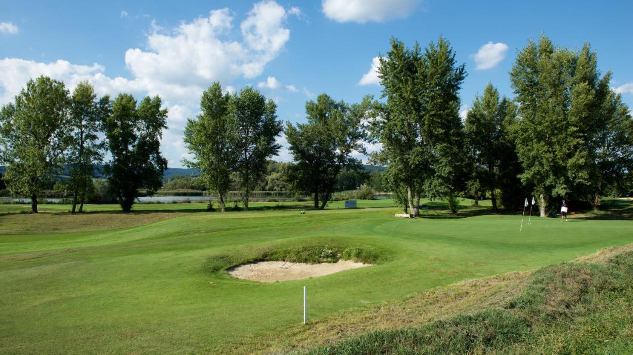 Apartman Greenbay Golf Trenčín Exteriér fotografie